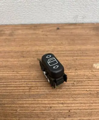 Mercedes-Benz S W220 Electric window control switch 2208201210