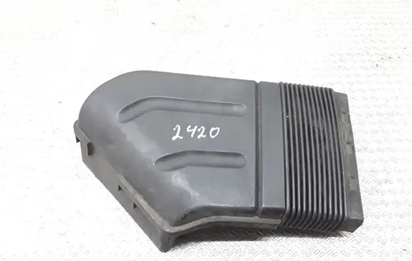 Audi A4 S4 B6 8E 8H Air intake duct part 8E0129617