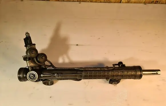 Mercedes-Benz E W210 Steering rack A2104602884