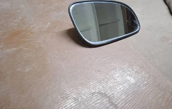 Volvo V70 Wing mirror glass 3001996