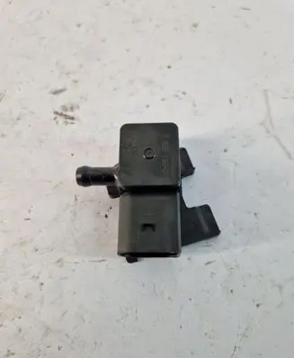 BMW 3 F30 F35 F31 Oil pressure sensor 7805152