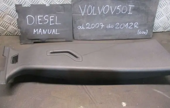Volvo V50 (C) pillar trim 94868446
