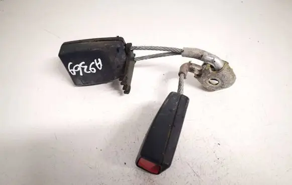 Audi A8 S8 D3 4E Middle seatbelt buckle (rear) 4e0857739