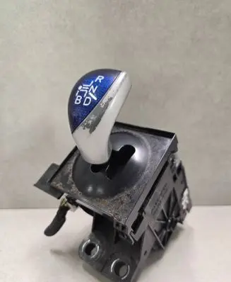 Toyota Prius (XW30) Gear selector 75C5582