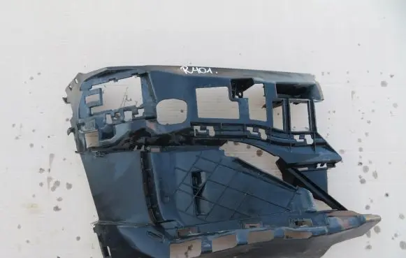 Front bumper mounting bracket