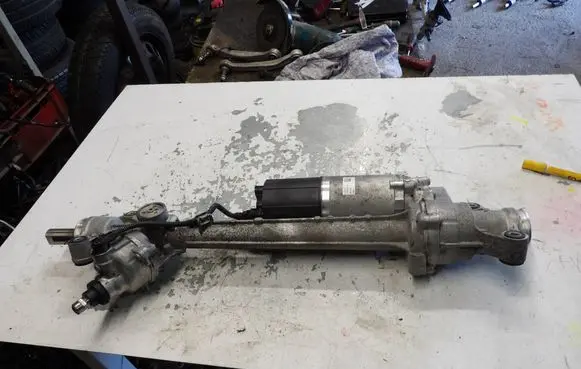 Iveco Daily 6th gen Steering rack 5802352648
