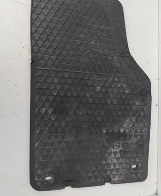 Volkswagen Golf Plus Front floor mat 5M1061501