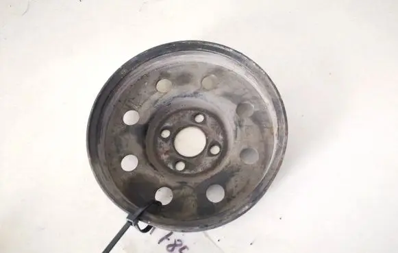 Suzuki SX4 Power steering pump pulley 