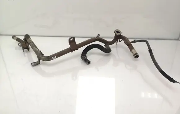 Toyota Auris 150 Engine coolant pipe/hose