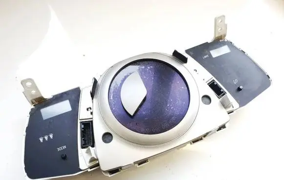 Toyota Urban Cruiser (XP110) Speedometer (instrument cluster) 8380052k702 83800-52k70-2