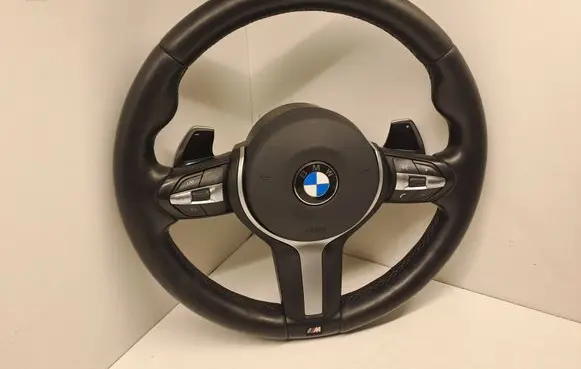 BMW 3 F30 F35 F31 Steering wheel 3074437 309139399N77 2C139399N77AA