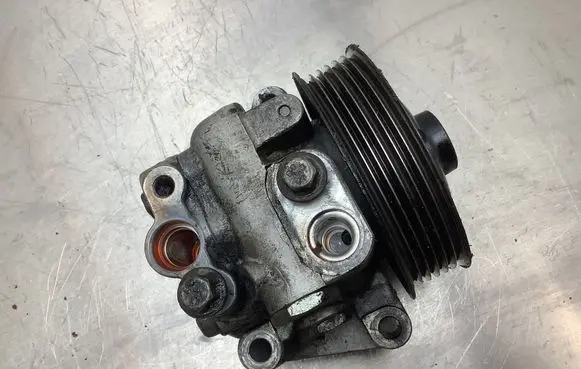 Jaguar XF X250 Power steering pump 8X233A696BA 85173035 B4911044910
