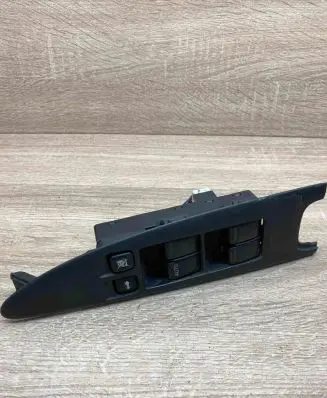 Nissan Primera Electric window control switch 25401AV640 80961AV560