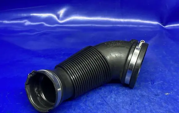 Audi A5 Air intake duct part 06H129629J ETB2500
