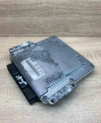 Renault Laguna II Engine control unit/module ECU 8200095416 0281011101