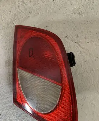 Mercedes-Benz E W210 Tailgate rear/tail lights A2109201164