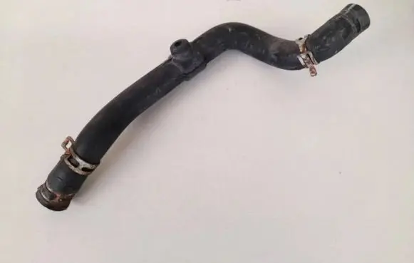Renault Trafic II (X83) Engine coolant pipe/hose dr8