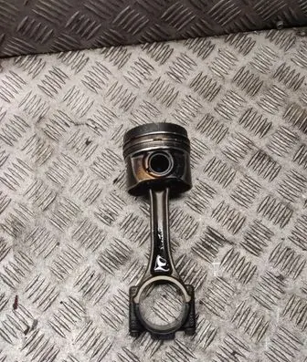 Volkswagen Golf VI Piston with connecting rod