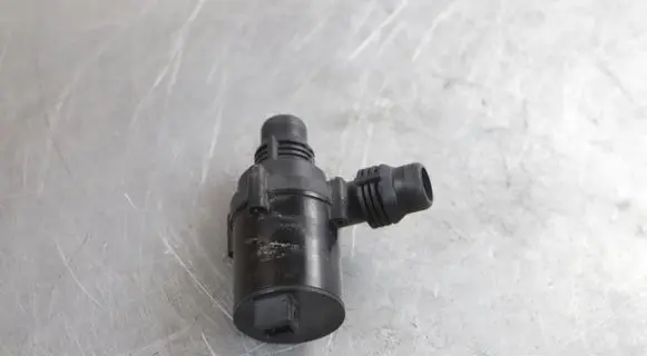 BMW X5 E53 Electric auxiliary coolant/water pump 6907811