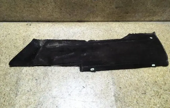 Mercedes-Benz E W124 Rear floor mat 