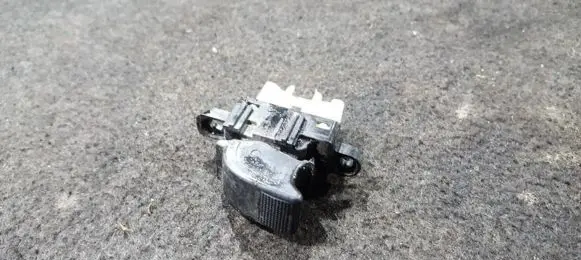 Mazda 6 Electric window control switch