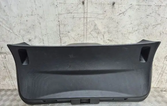 Renault Captur Tailgate trim 909001518R 634140120