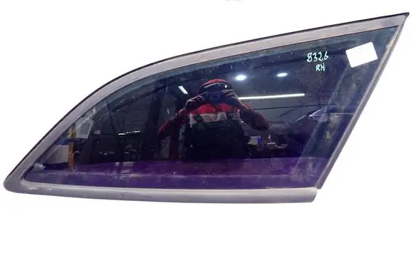 Ford Mondeo MK IV Rear side window