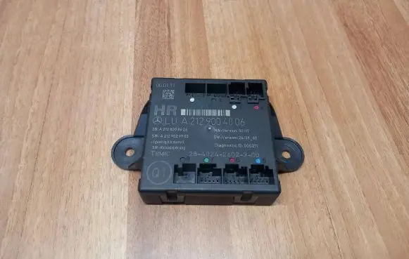 Mercedes-Benz C W204 Door control unit/module A2129004006 A2129004206 A2129001327