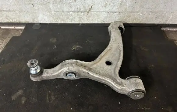 Mercedes-Benz GLE W167 Front lower control arm/wishbone 16701L AD23