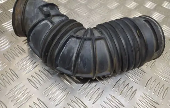 Volvo S60 Air intake hose/pipe 08649258