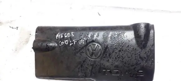 Volkswagen Golf III Engine cover (trim) 028103935a 012527a