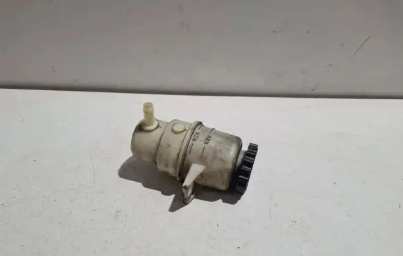 Jeep Grand Cherokee Power steering fluid tank/reservoir 306-78D