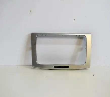 Volkswagen PASSAT B6 Radio/GPS head unit trim 3C0858069AG