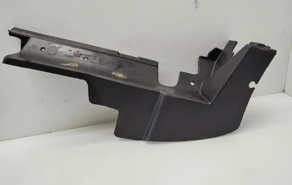 Chrysler 300 - 300C Intercooler air guide/duct channel 04806236AAG