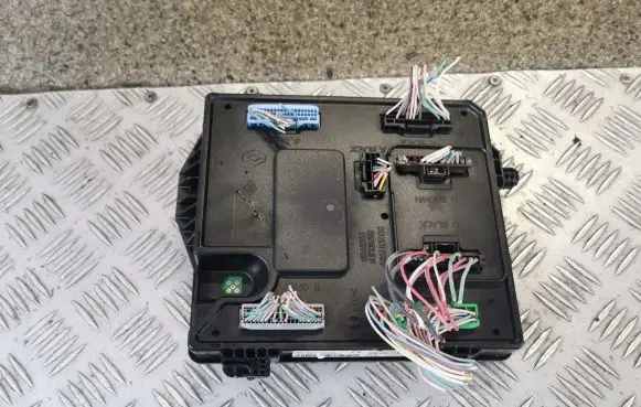 Renault Scenic III - Grand scenic III Comfort/convenience module 284B13640R