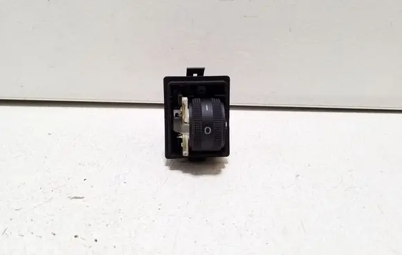 Audi A6 S6 C6 4F Headlight level height control switch 4F0941301A
