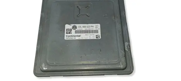 Volkswagen Touran II Engine control unit/module ECU 03L906023PH 03L907425C 5WP42942AA