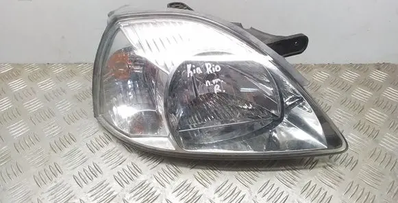KIA Rio Headlight/headlamp 92102FD0
