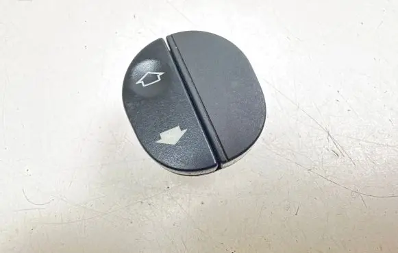 Ford Fusion Electric window control switch 96FG14529AD 03153410