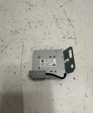Mazda 2 Aerial antenna amplifier KA152KT258