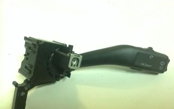 Volkswagen Golf V Wiper control stalk 1K0953519A