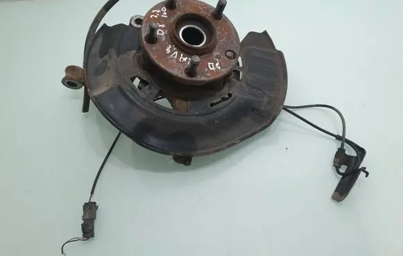 Toyota RAV 4 (XA30) Front wheel hub