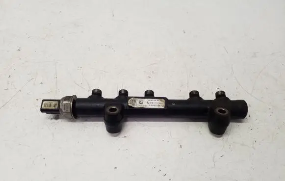 Ford Focus Fuel main line pipe 111111191 968529758002
