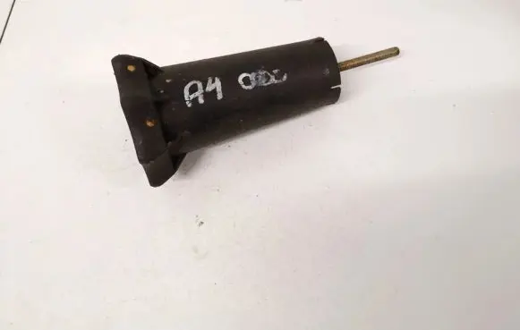 Audi A4 S4 B5 8D Spare wheel bolt 
