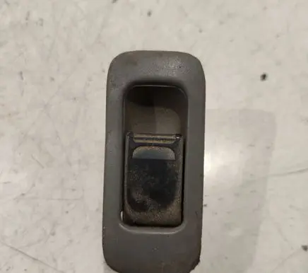 Suzuki Grand Vitara I Electric window control switch 3799575F0