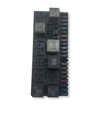 Audi 80 90 S2 B4 Fuse module 443941822B