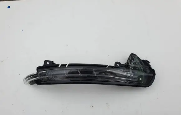 Audi A6 S6 C7 4G Mirror indicator light 4G5949102B 42212972