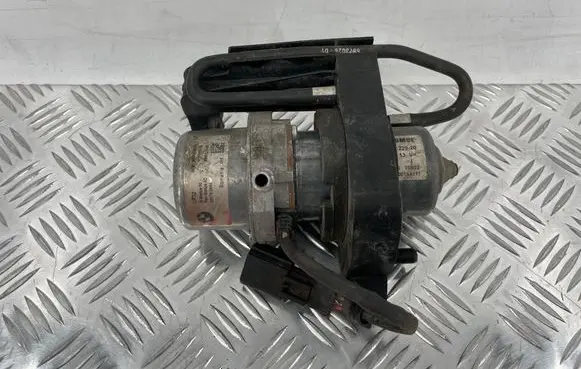 BMW 5 G30 G31 G38 Vacuum pump 6880628 86422826 00228639