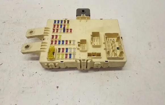 KIA Sportage Fuse module 919503W040