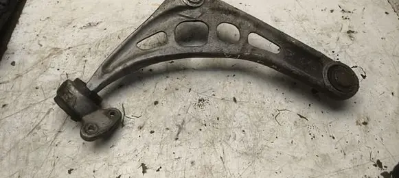 BMW 3 E46 Front lower control arm/wishbone 